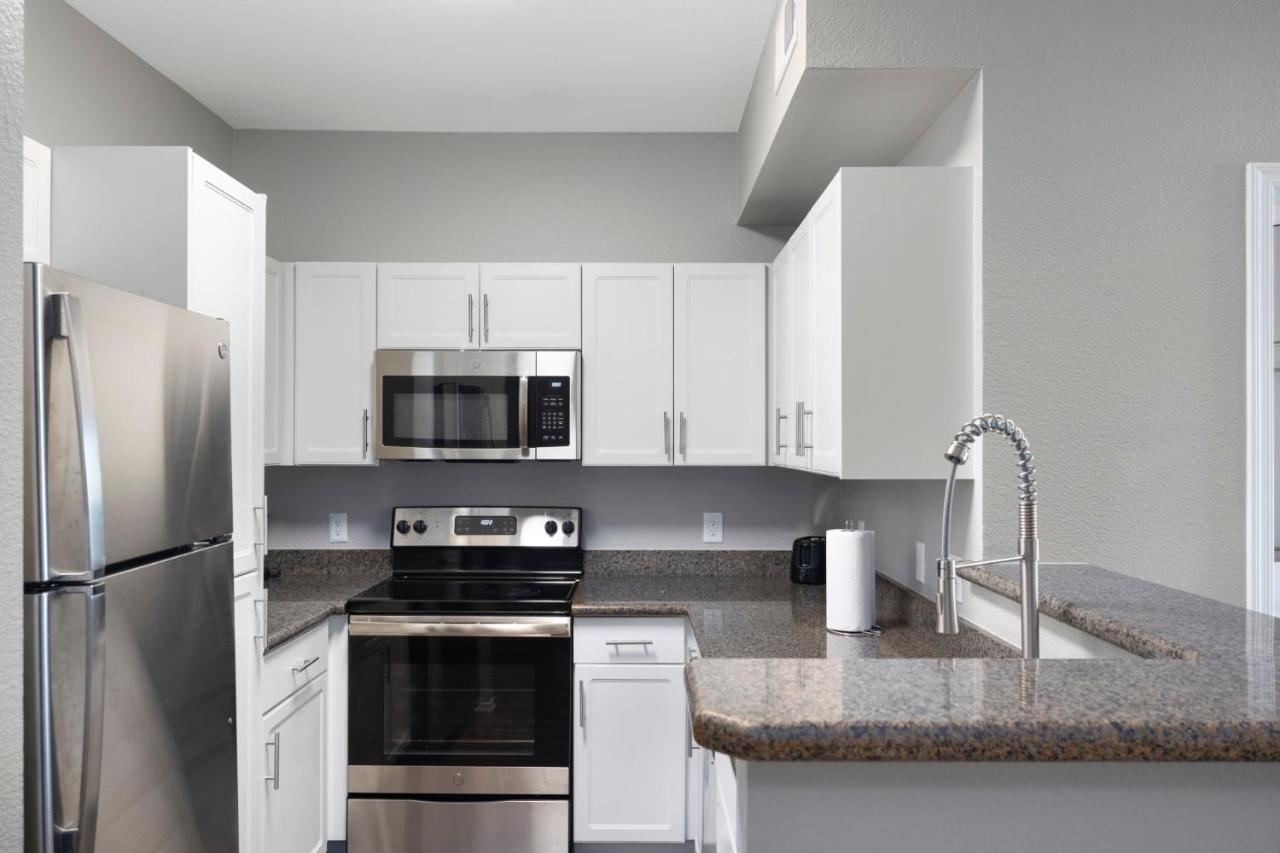 Luxury Mountain View 2Br With Balcony Located In Scottsdale Apartment Exterior photo