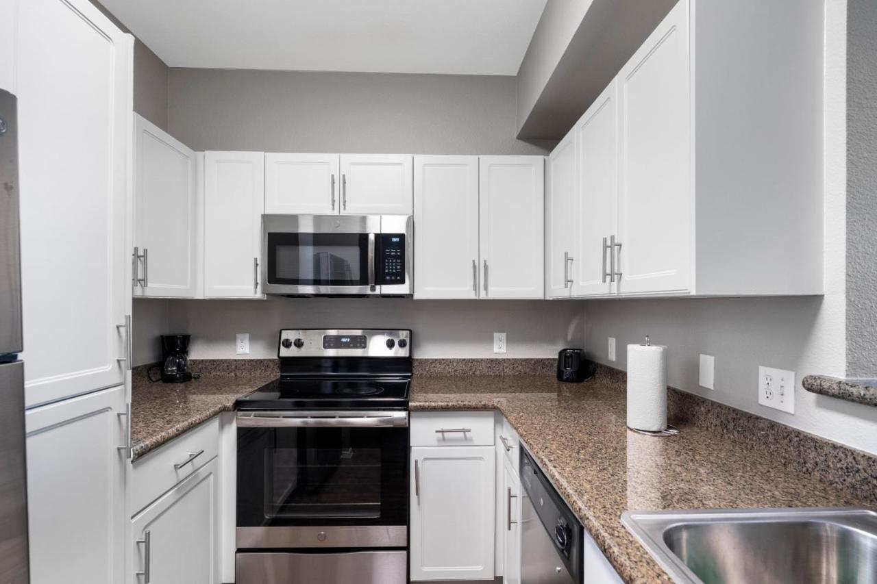 Luxury Mountain View 2Br With Balcony Located In Scottsdale Apartment Exterior photo